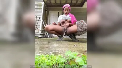 Public Pussy Squirting