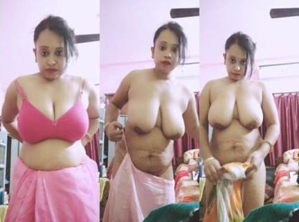 Sexy Boudi Nude Body