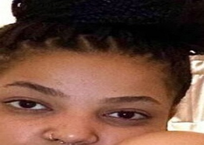 Colored Milf Fucking Herself On Cam