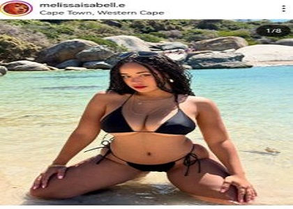 Melissaisabell.e Using Dildo On Herself